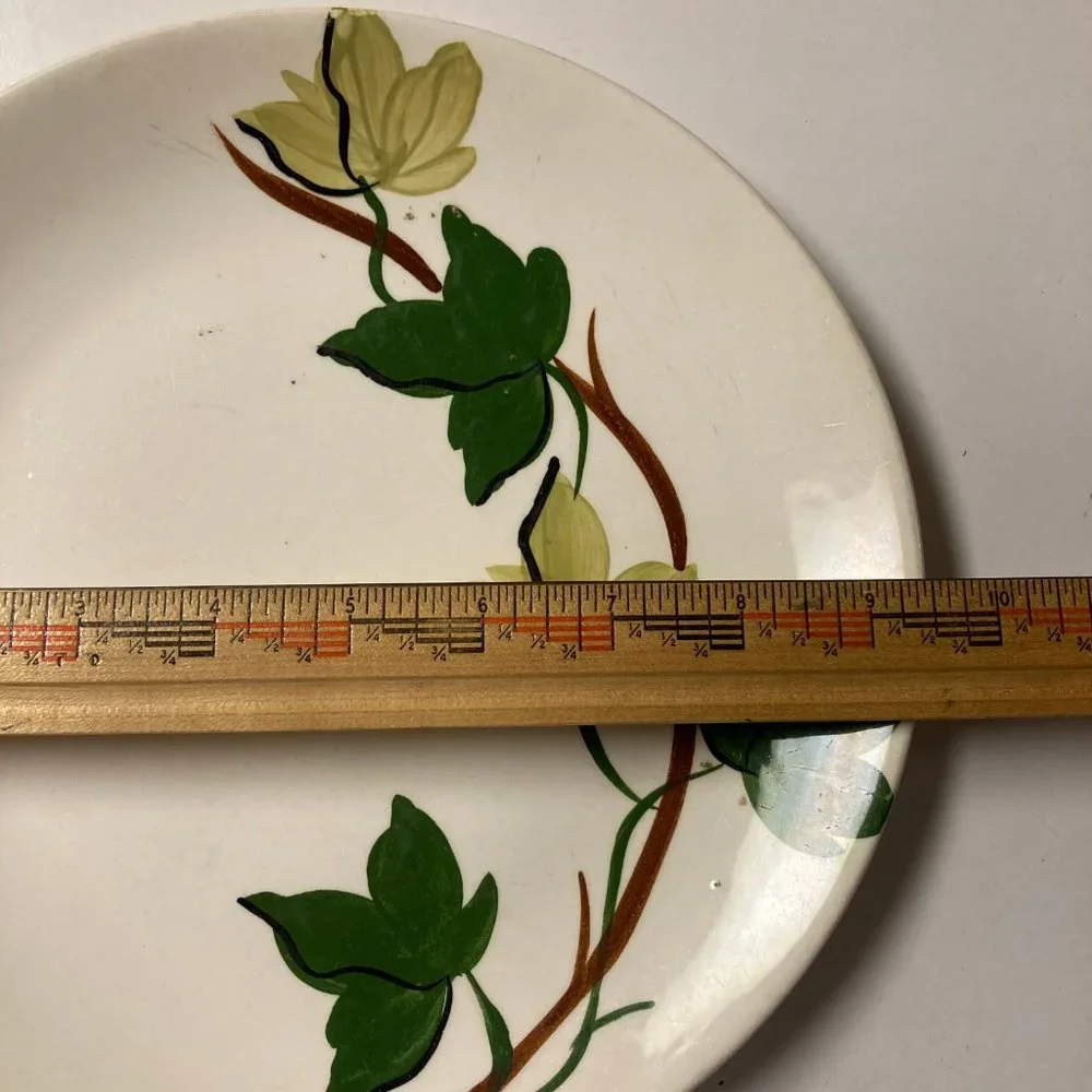 Vintage Blue Ridge Southern Potteries Plantation Ivy Luncheon Plate  3/8 inches